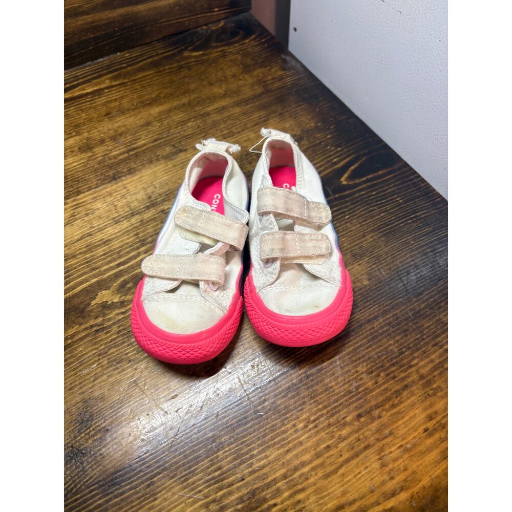 Converse White And Pink Sneakers Girls Size 7